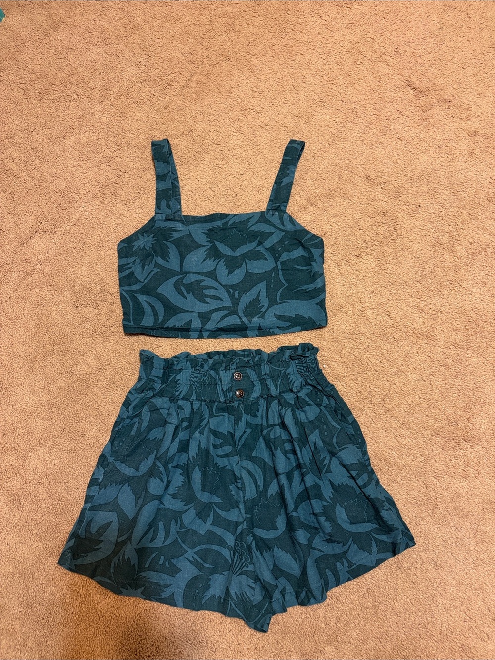 Teal Floral Two-Piece Crop Top & High-Waist Shorts Set